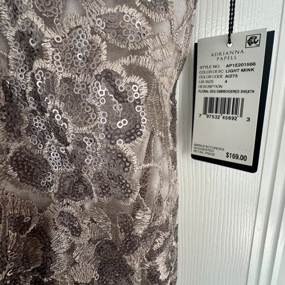 NWT Adrianna Papell Floral Sequin Embroidered Sheath Dress Size 4 - Picture 2 of 6